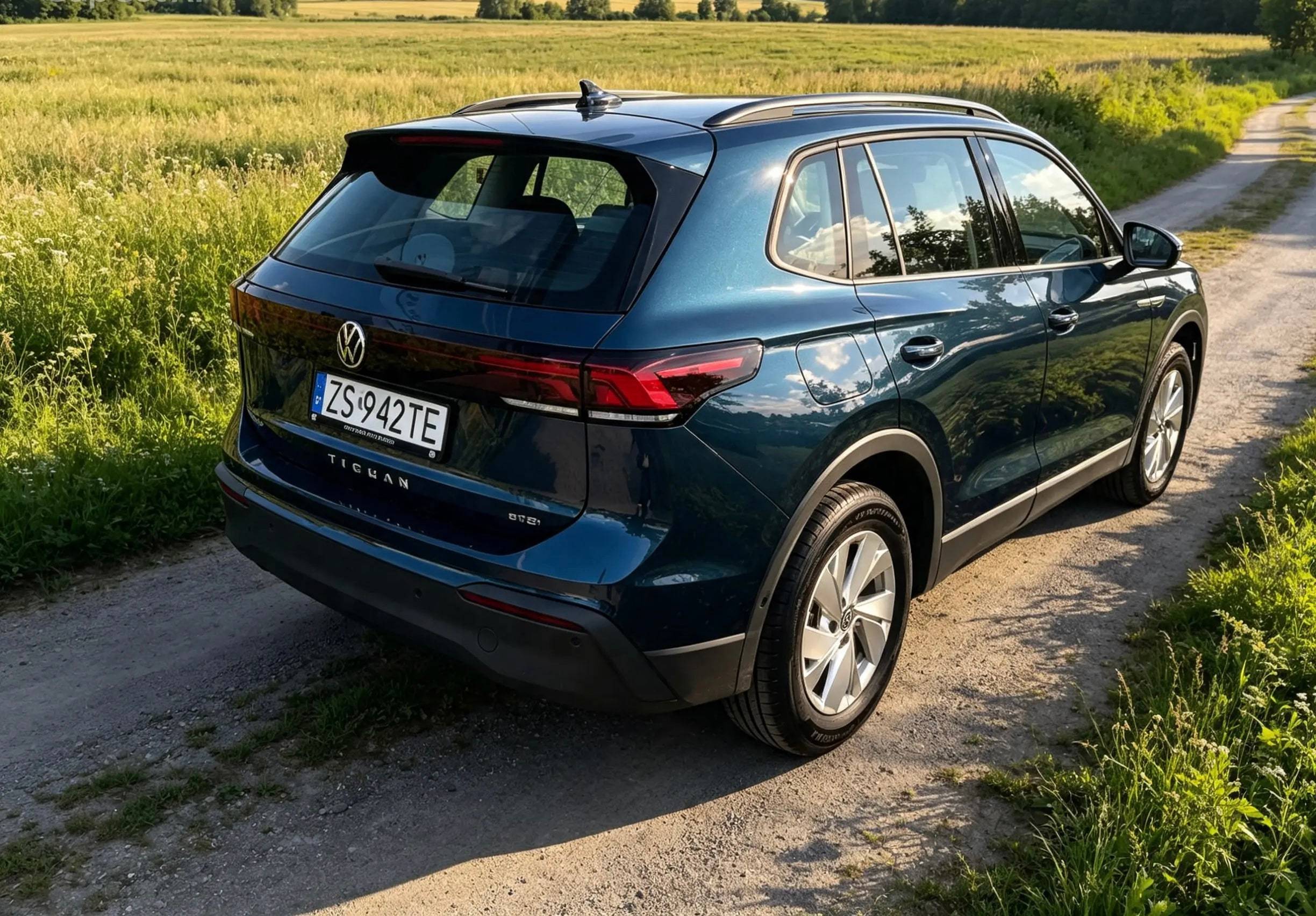 Volkswagen Tiguan, zdjęcie 2 z 3
